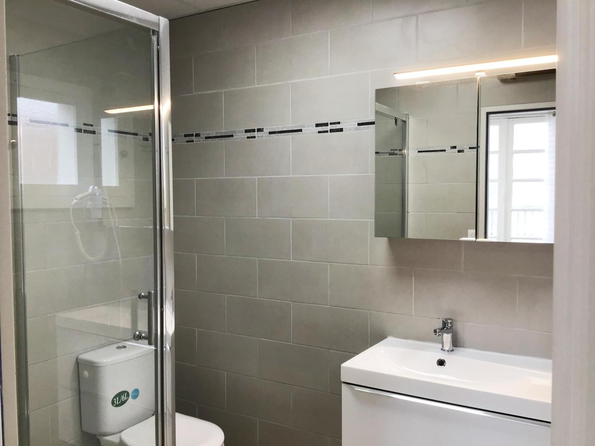 Appartement Le Soleil 140 M2 Climatise Parking Prive Proche Sanctuaires Lurdy Exteriér fotografie